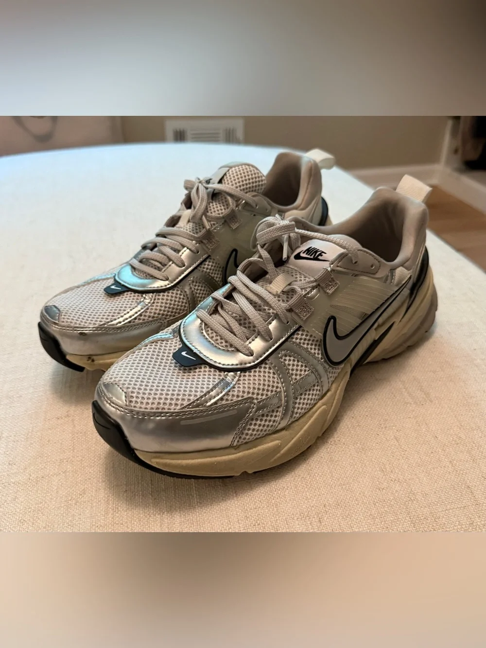 Nike V2K Run sneakers